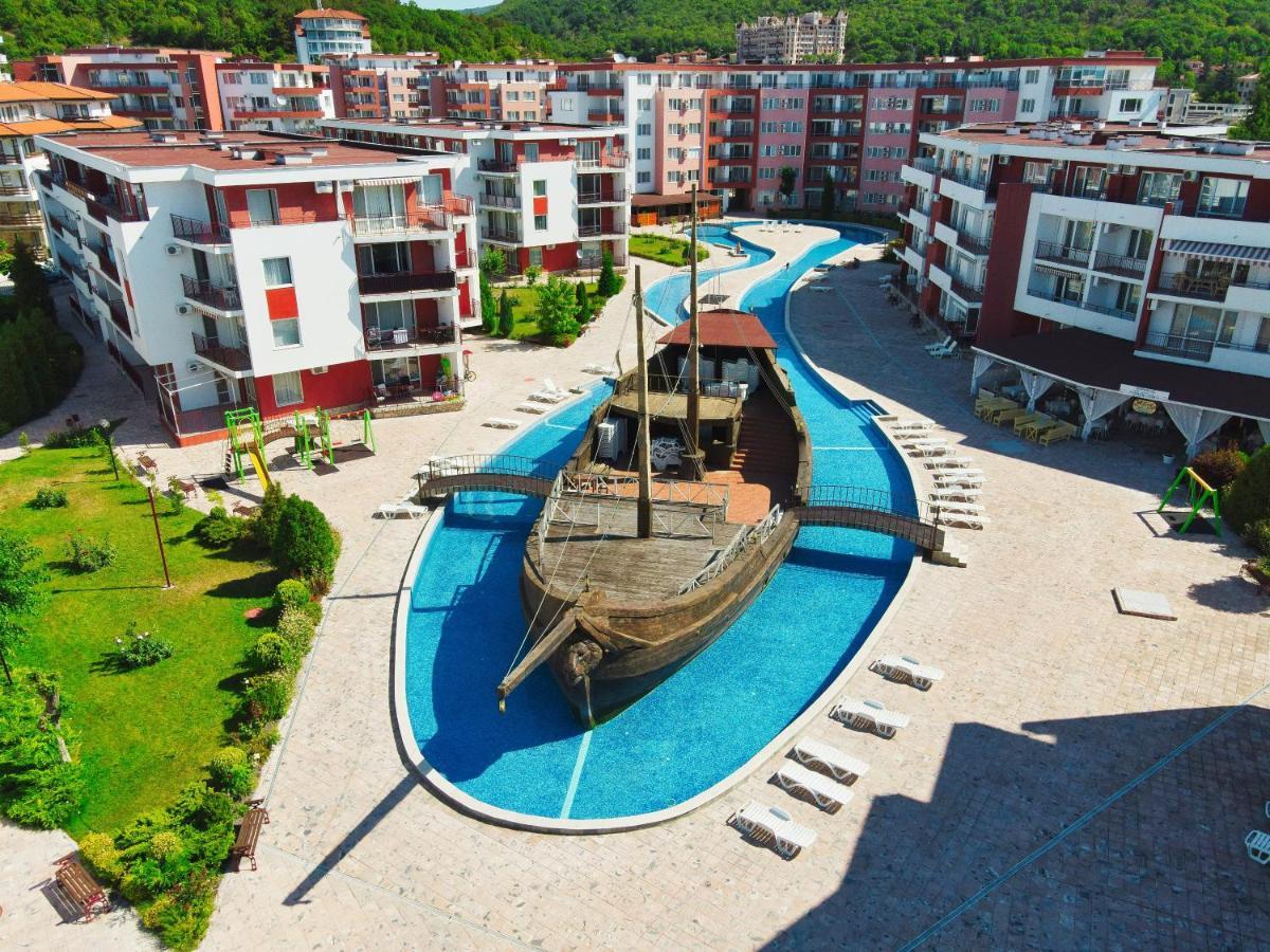 Privilege Fort Beach Apartments สวิติ วลัส ภายนอก รูปภาพ