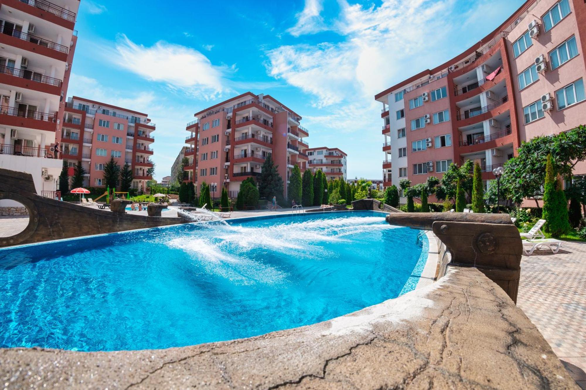 Privilege Fort Beach Apartments สวิติ วลัส ภายนอก รูปภาพ