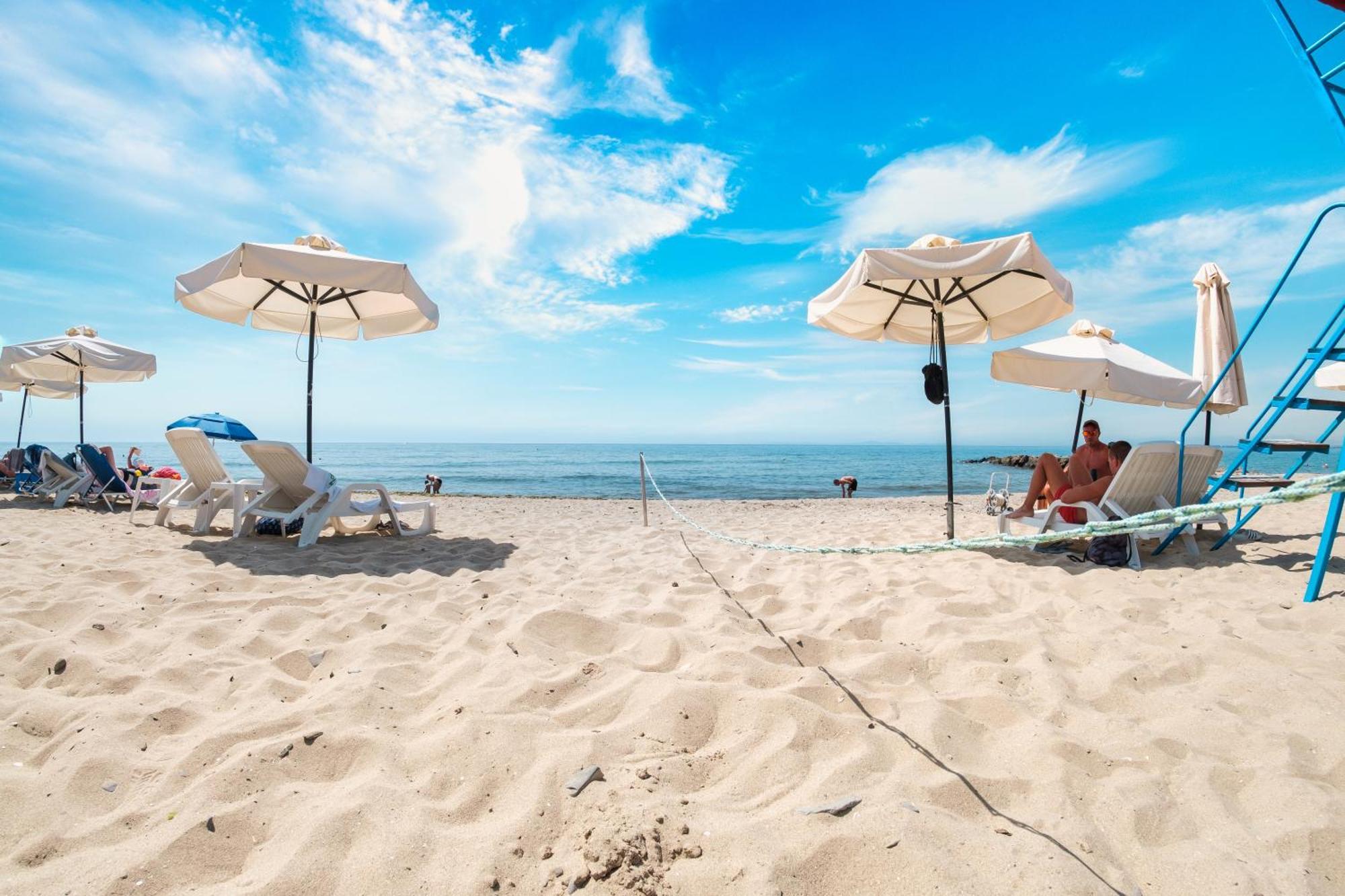 Privilege Fort Beach Apartments สวิติ วลัส ภายนอก รูปภาพ