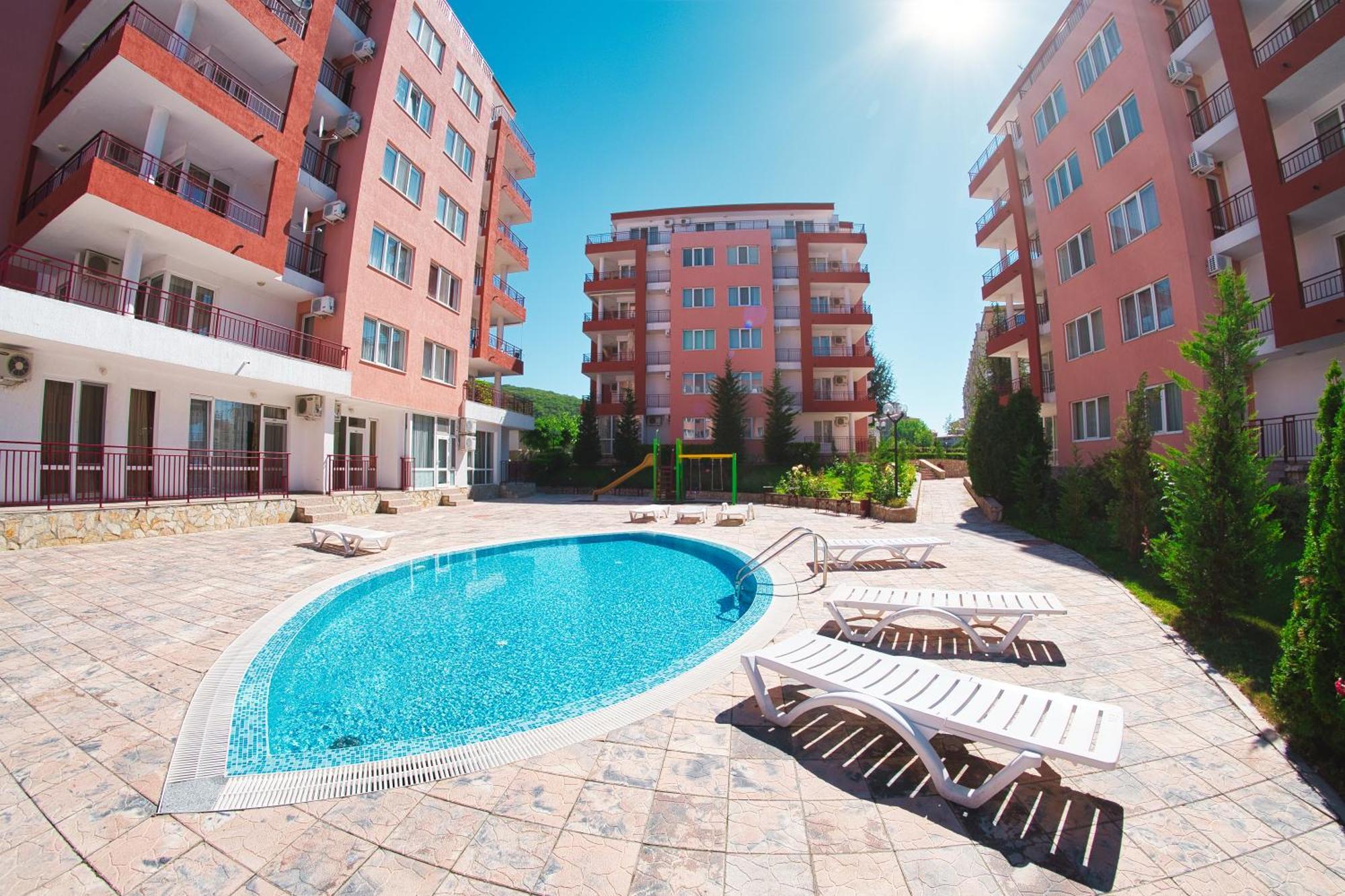 Privilege Fort Beach Apartments สวิติ วลัส ภายนอก รูปภาพ