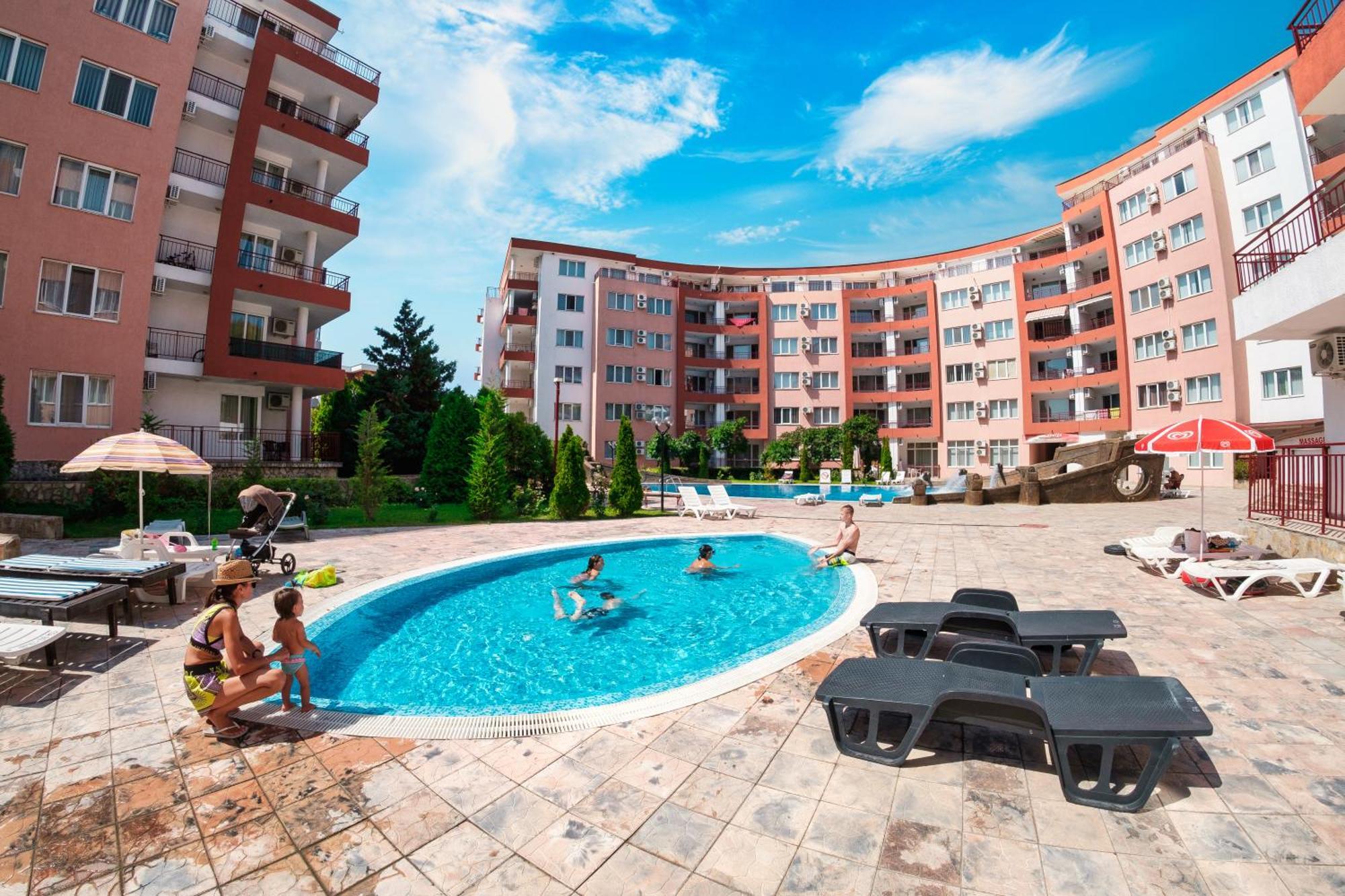 Privilege Fort Beach Apartments สวิติ วลัส ภายนอก รูปภาพ
