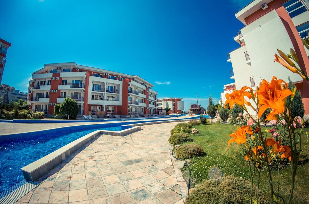 Privilege Fort Beach Apartments สวิติ วลัส ภายนอก รูปภาพ
