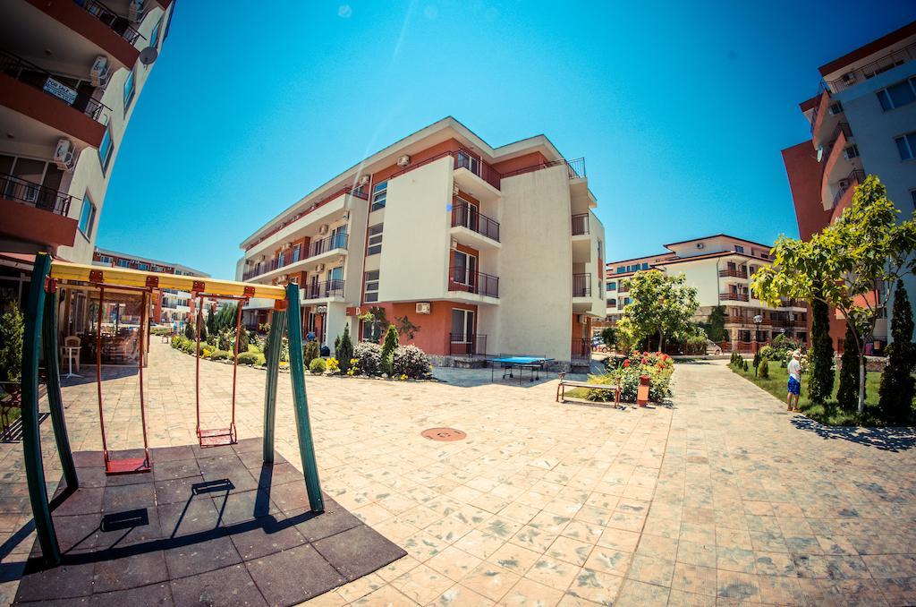 Privilege Fort Beach Apartments สวิติ วลัส ภายนอก รูปภาพ
