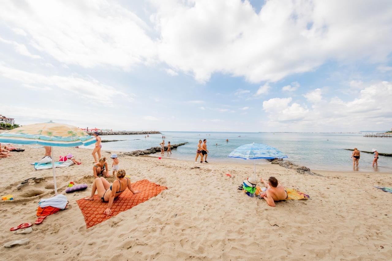 Privilege Fort Beach Apartments สวิติ วลัส ภายนอก รูปภาพ
